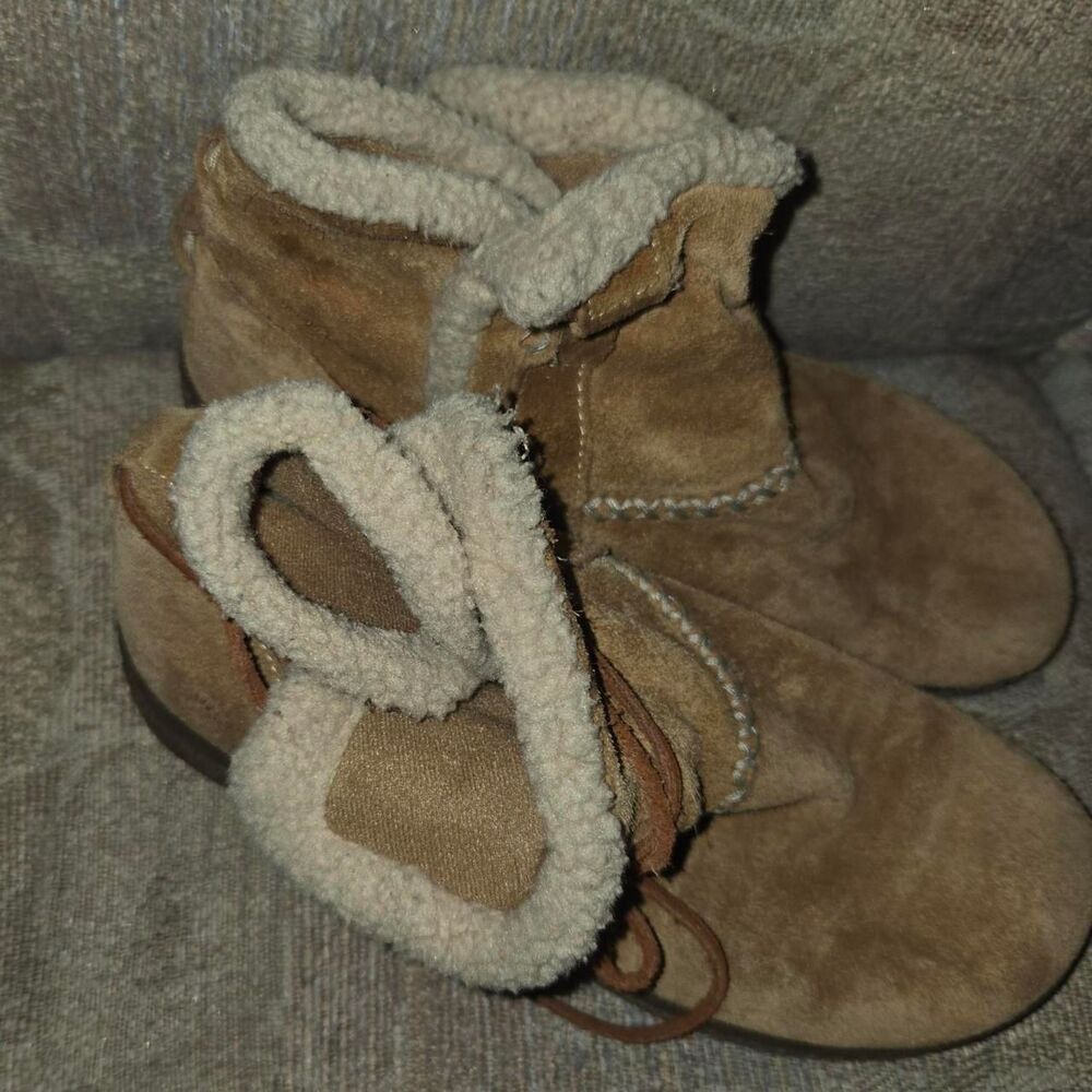 Earth Spirit Suede Sherpa Ankle Boots Tan Size 7 boho granola girl
